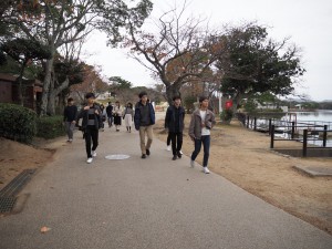 Traveling while strolling through Tokiwa Park