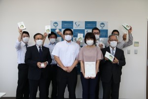 Group photo with Japanese sweets