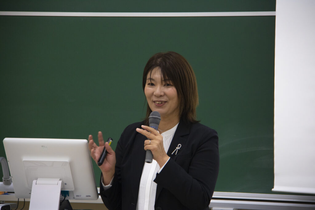 Associate Professor ISHIMURA Miyuki